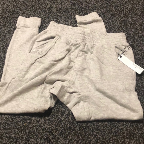 Pants - Picture 2 of 4